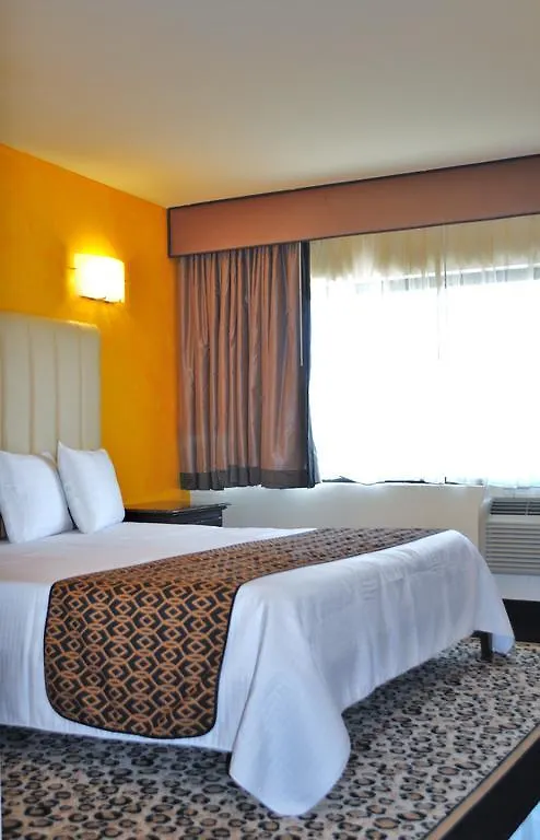 Surfside Three Motel New York