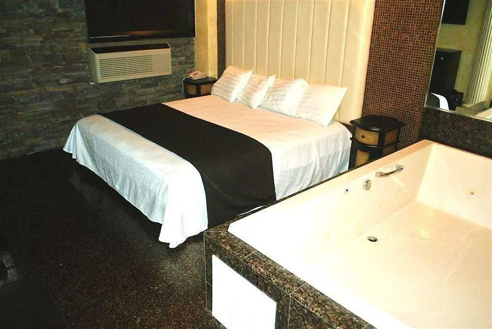 Surfside Three Motel New York 2*,  United States